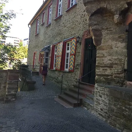 Bed & Breakfast Moderne Im Rhein-main-gebiet 3*