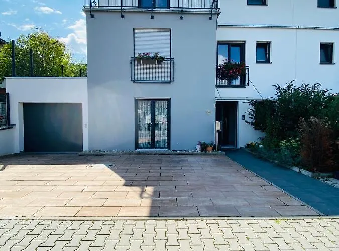 Moderne Im Rhein-main-gebiet Bed & Breakfast 3*