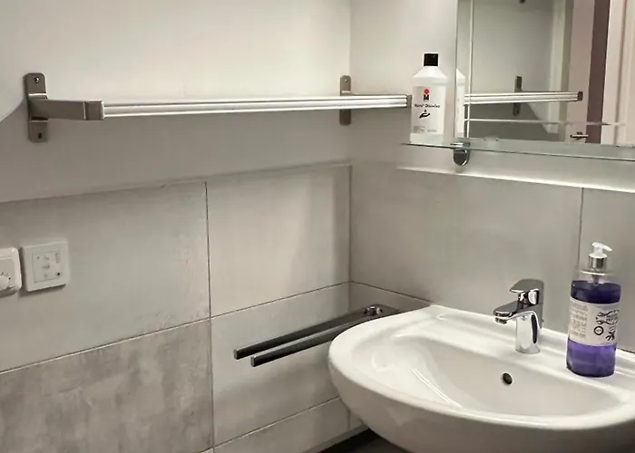 Bed & Breakfast Moderne Im Rhein-main-gebiet 3*